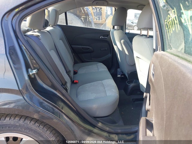 1G1JA5EH0E4170817 Chevrolet SONIC LS