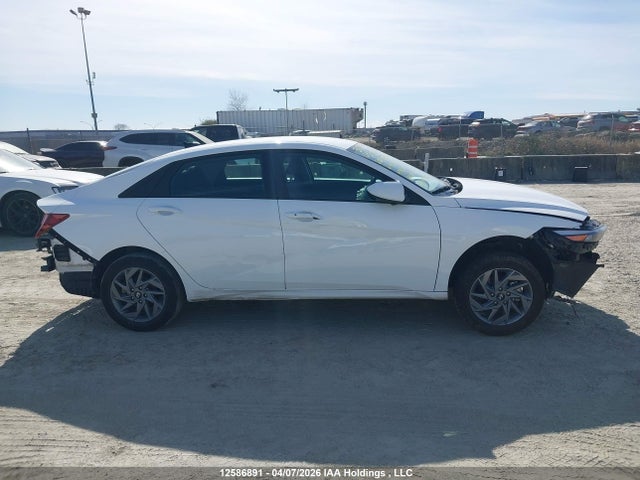 KMHLM4DG6SU906001 Hyundai Elantra Preferred