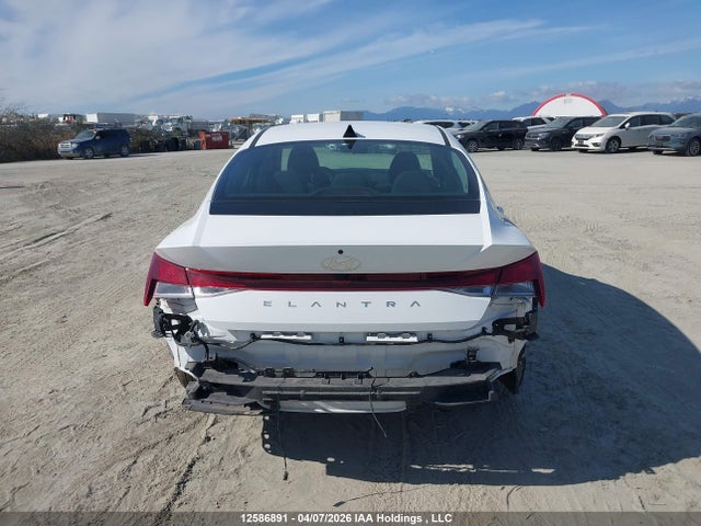 KMHLM4DG6SU906001 Hyundai Elantra Preferred