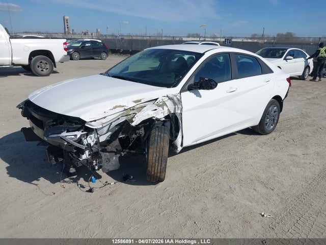 KMHLM4DG6SU906001 Hyundai Elantra Preferred