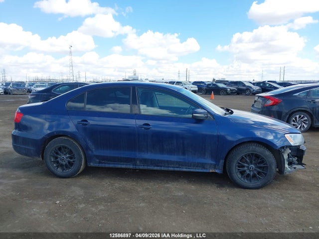 3VW2K7AJ7EM256074 Volkswagen Jetta 2.0l Trendline+