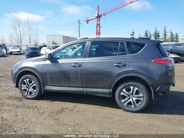 12586899 :رقم المزاد ، 2T3BFREV4GW472921 vin ، 2016 Toyota Rav4 Le مزاد بيع