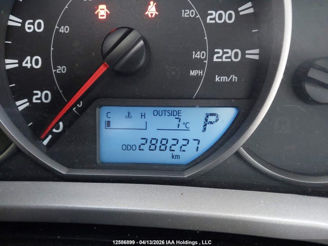 12586899 :رقم المزاد ، 2T3BFREV4GW472921 vin ، 2016 Toyota Rav4 Le مزاد بيع