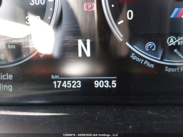 5YMKW8C57F0G93892 BMW X6 M