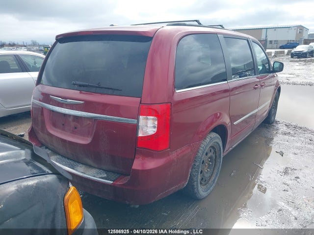 2011 Chrysler Town & Country Touring მანქანა იყიდება აუქციონზე, vin: 2A4RR5DG7BR679799, აუქციონის ნომერი: 12586925