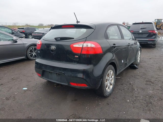 12586944 :رقم المزاد ، KNADM5A36D6852221 vin ، 2013 Kia Rio Ex/lx/lx+/sx مزاد بيع