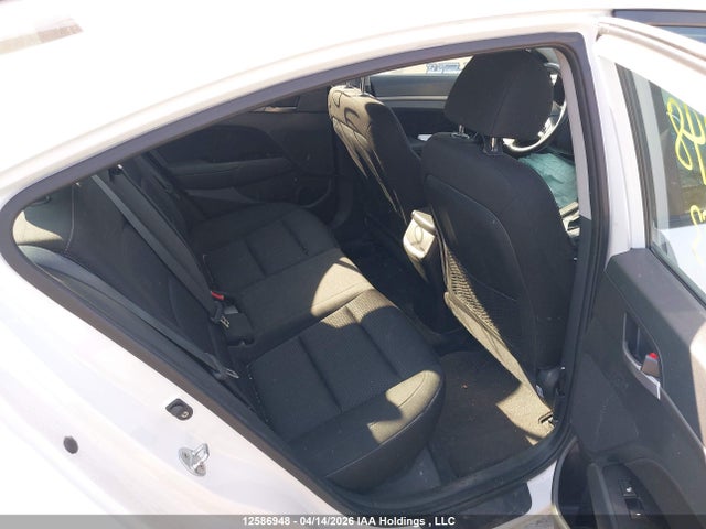 KMHD84LF9HU130893 Hyundai Elantra Gls