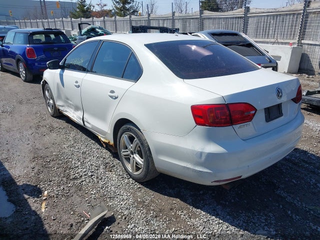 12586969 :رقم المزاد ، 3VWDX7AJ8CM325748 vin ، 2012 Volkswagen Jetta Se مزاد بيع