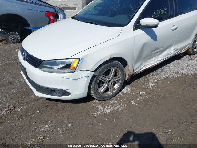 12586969 :رقم المزاد ، 3VWDX7AJ8CM325748 vin ، 2012 Volkswagen Jetta Se مزاد بيع