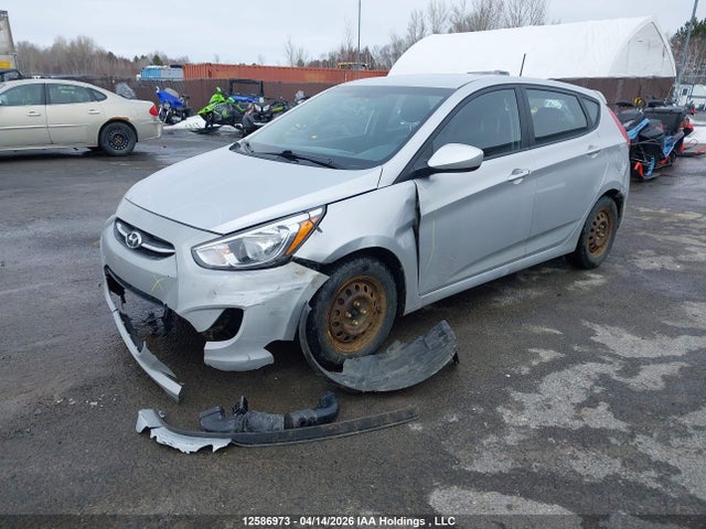 2016 Hyundai Accent Le მანქანა იყიდება აუქციონზე, vin: KMHCT5AE9GU271746, აუქციონის ნომერი: 12586973