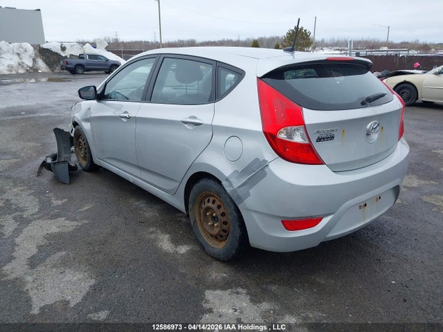 2016 Hyundai Accent Le მანქანა იყიდება აუქციონზე, vin: KMHCT5AE9GU271746, აუქციონის ნომერი: 12586973