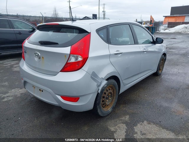 2016 Hyundai Accent Le მანქანა იყიდება აუქციონზე, vin: KMHCT5AE9GU271746, აუქციონის ნომერი: 12586973