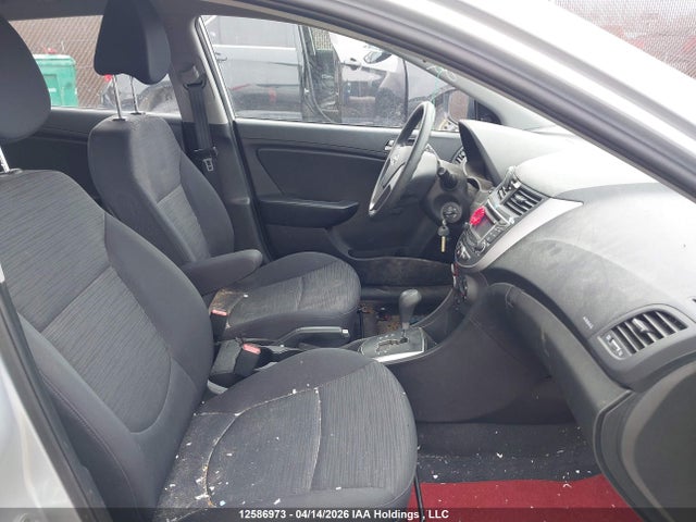 2016 Hyundai Accent Le მანქანა იყიდება აუქციონზე, vin: KMHCT5AE9GU271746, აუქციონის ნომერი: 12586973