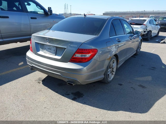 12586975 :رقم المزاد ، WDDGF8FB6CA638441 vin ، 2012 Mercedes-benz C 250 4matic مزاد بيع