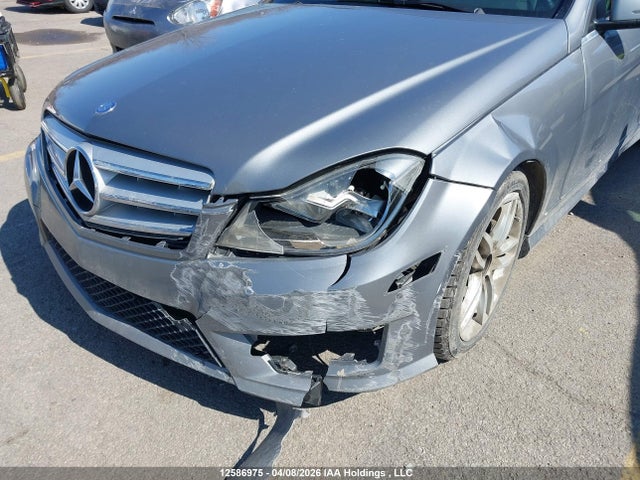 12586975 :رقم المزاد ، WDDGF8FB6CA638441 vin ، 2012 Mercedes-benz C 250 4matic مزاد بيع