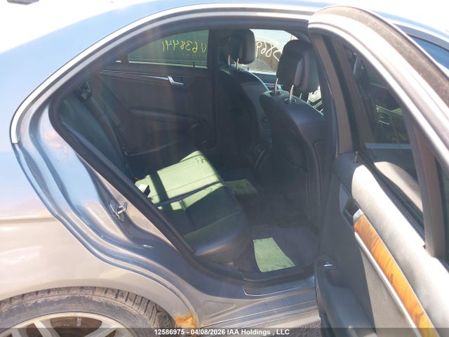 12586975 :رقم المزاد ، WDDGF8FB6CA638441 vin ، 2012 Mercedes-benz C 250 4matic مزاد بيع