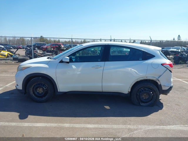 Honda HR-V LX 2017 3CZRU5H33HM102208 Image 11