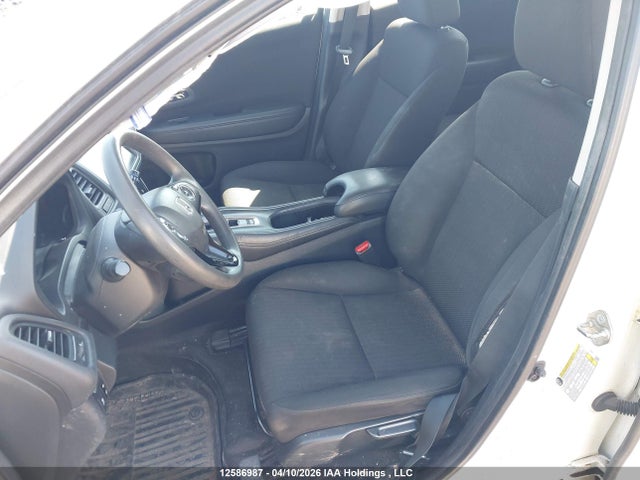 Honda HR-V LX 2017 3CZRU5H33HM102208 Image 16