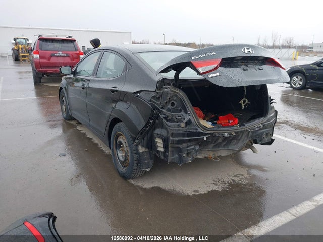 12586992 :رقم المزاد ، 5NPDH4AE5GH716319 vin ، 2016 Hyundai Elantra Se/sport/limited مزاد بيع