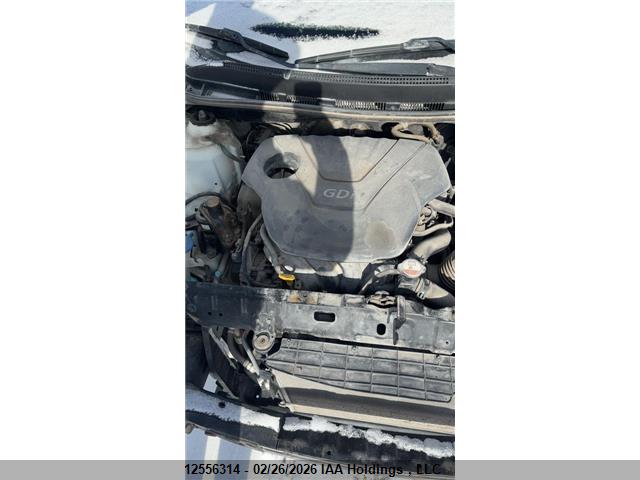 12556314 :رقم المزاد ، KMHCT5AE2DU087907 vin ، 2013 Hyundai Accent Gl مزاد بيع