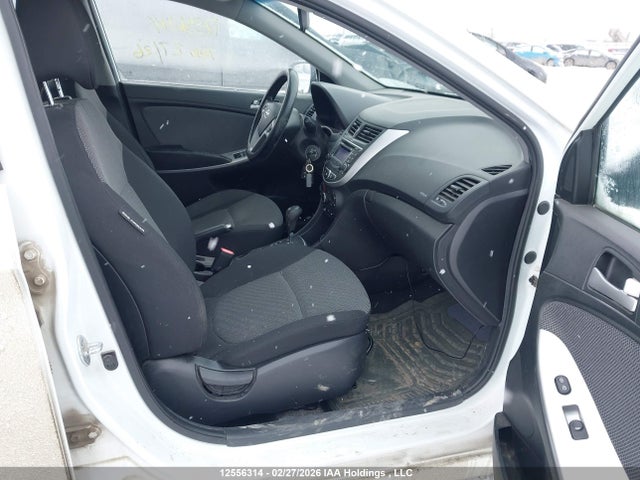12556314 :رقم المزاد ، KMHCT5AE2DU087907 vin ، 2013 Hyundai Accent Gl مزاد بيع