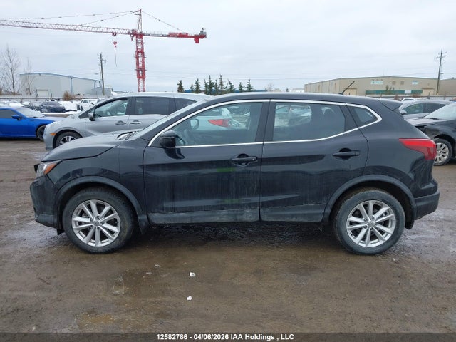 JN1BJ1CR7HW115664 Nissan Qashqai S/sl/sv