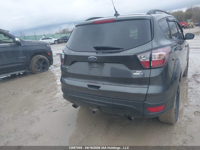Продажа на аукционе авто 2018 Ford Escape Se, vin: 1FMCU9GD3JUC97818, номер лота: 12587005