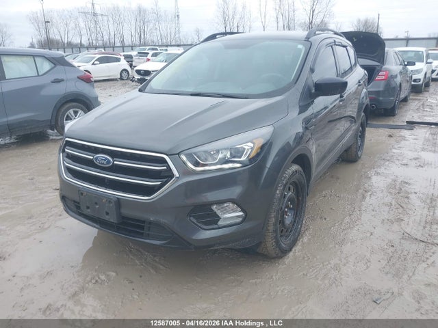 Продажа на аукционе авто 2018 Ford Escape Se, vin: 1FMCU9GD3JUC97818, номер лота: 12587005