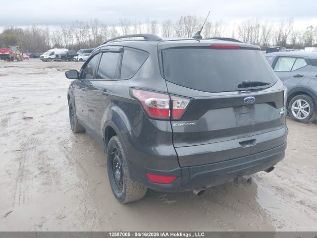 Продажа на аукционе авто 2018 Ford Escape Se, vin: 1FMCU9GD3JUC97818, номер лота: 12587005