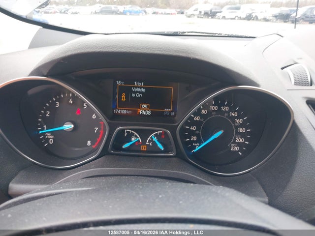 Продажа на аукционе авто 2018 Ford Escape Se, vin: 1FMCU9GD3JUC97818, номер лота: 12587005