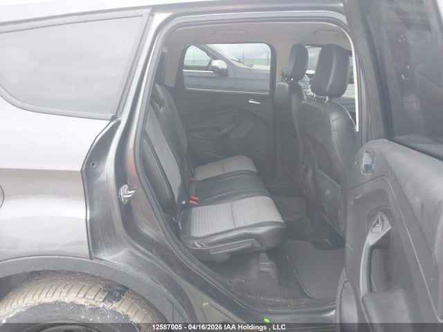 Продажа на аукционе авто 2018 Ford Escape Se, vin: 1FMCU9GD3JUC97818, номер лота: 12587005