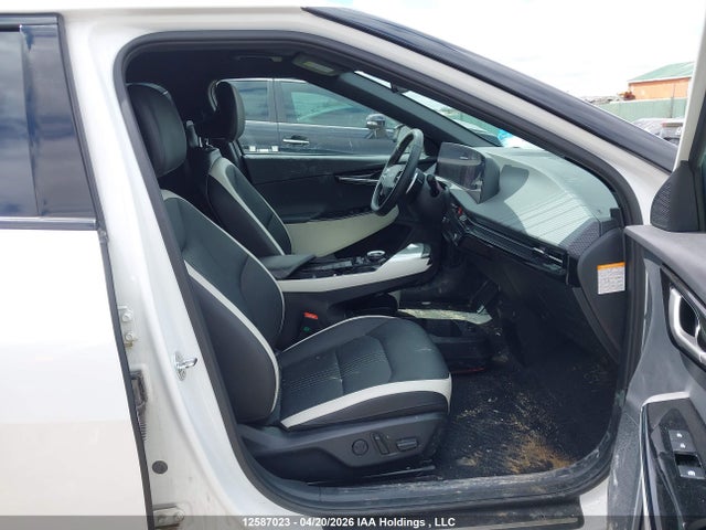 KNDC4DLCXR5617551 KIA EV6