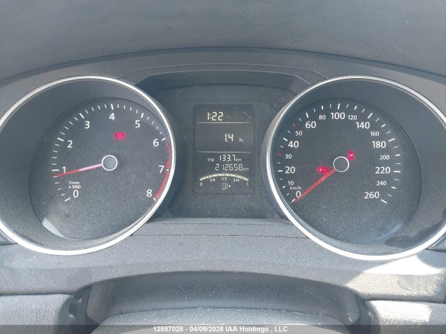 3VW1K7AJ7FM316318 Volkswagen JETTA S