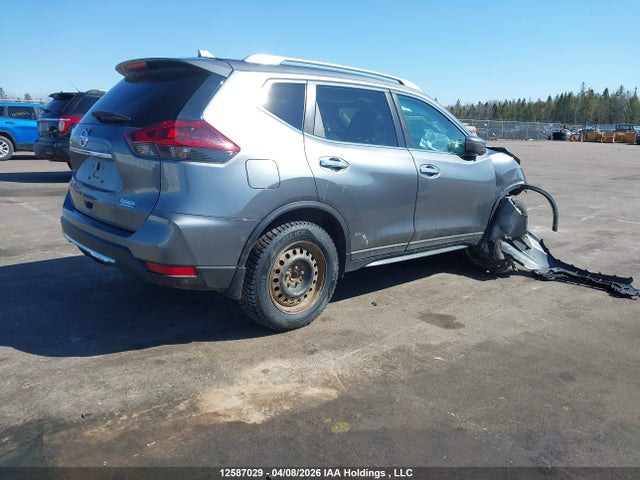 2020 Nissan Rogue S/sl/sv მანქანა იყიდება აუქციონზე, vin: 5N1AT2MT2LC789648, აუქციონის ნომერი: 12587029