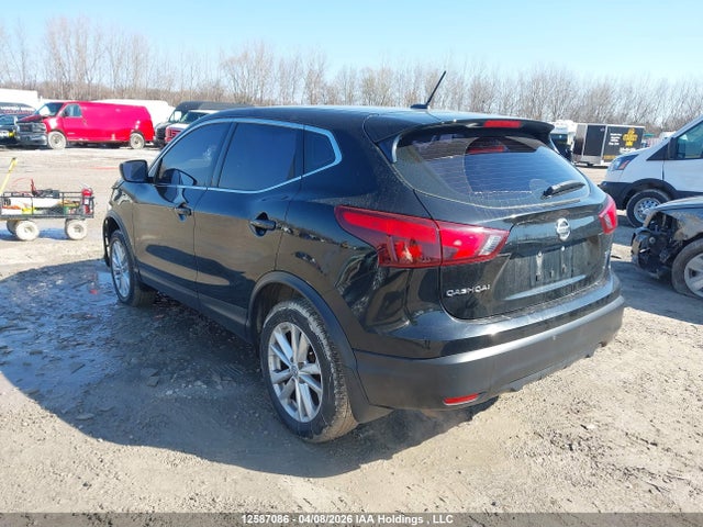 2018 Nissan Qashqai მანქანა იყიდება აუქციონზე, vin: JN1BJ1CPXJW157640, აუქციონის ნომერი: 12587086