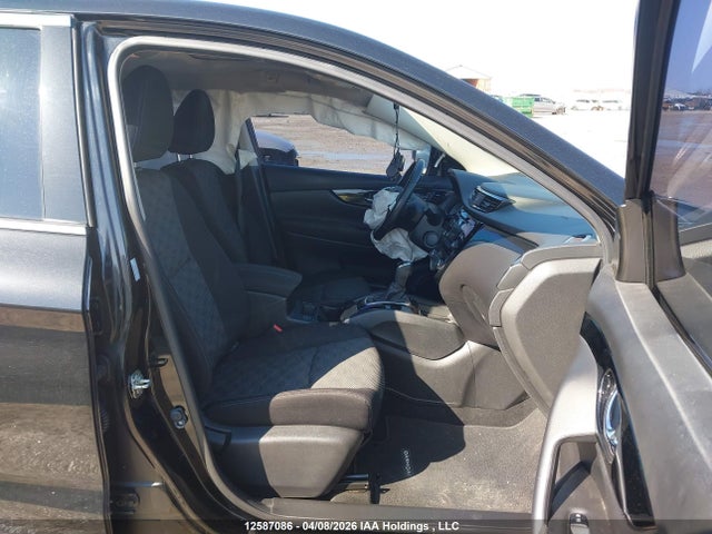 2018 Nissan Qashqai მანქანა იყიდება აუქციონზე, vin: JN1BJ1CPXJW157640, აუქციონის ნომერი: 12587086