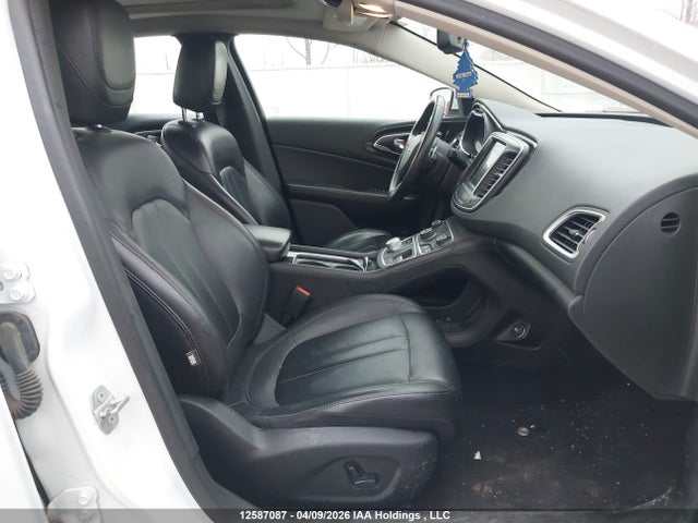 Продаж на аукціоні авто 2016 Chrysler 200 C, vin: 1C3CCCCG0GN139786, номер лоту: 12587087