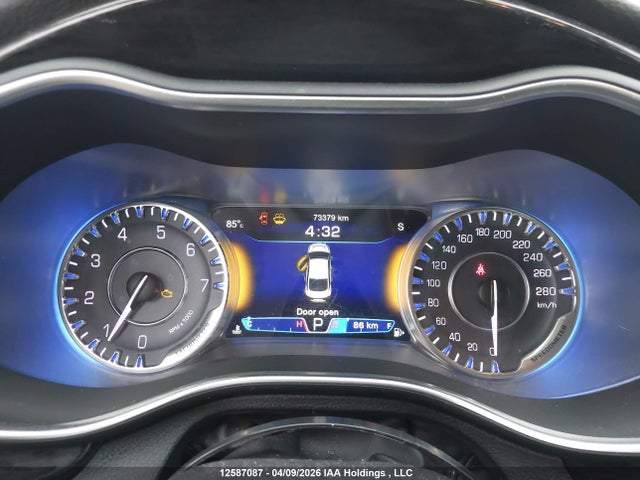 Продаж на аукціоні авто 2016 Chrysler 200 C, vin: 1C3CCCCG0GN139786, номер лоту: 12587087