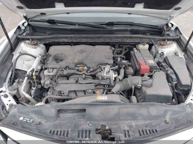 4T1B11HK6JU049663 Toyota CAMRY XLE