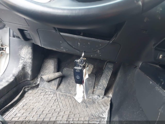 4T1B11HK6JU049663 Toyota CAMRY XLE