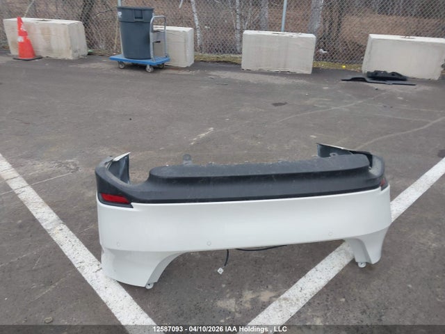 4T1B11HK6JU049663 Toyota CAMRY XLE