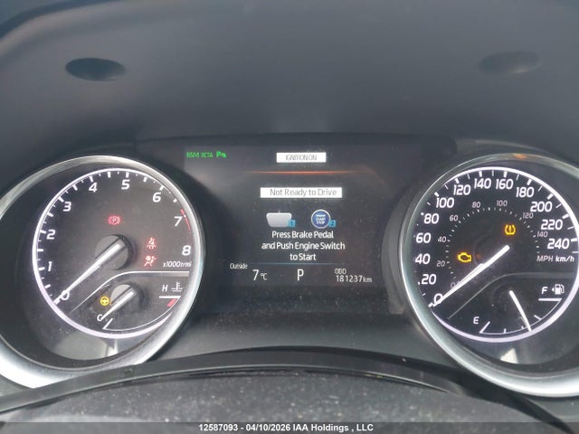 4T1B11HK6JU049663 Toyota CAMRY XLE