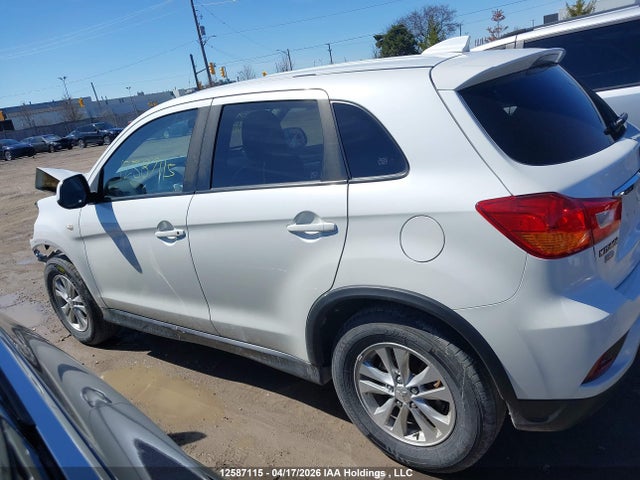 JA4AJ3AU7KU605496 Mitsubishi RVR SE