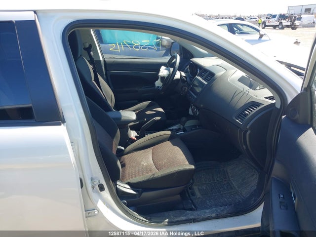 JA4AJ3AU7KU605496 Mitsubishi RVR SE