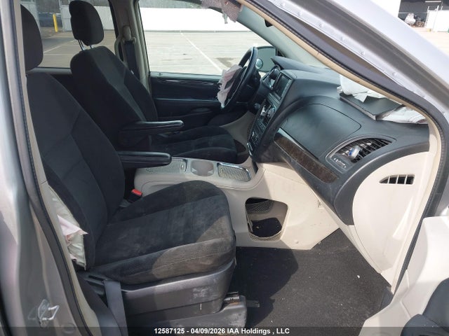 2C4RDGDGXGR234125 Dodge Grand Caravan Crew