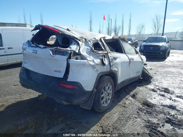 12587164 :رقم المزاد ، 1C4PJMCS4GW260649 vin ، 2016 Jeep Cherokee Latitude مزاد بيع