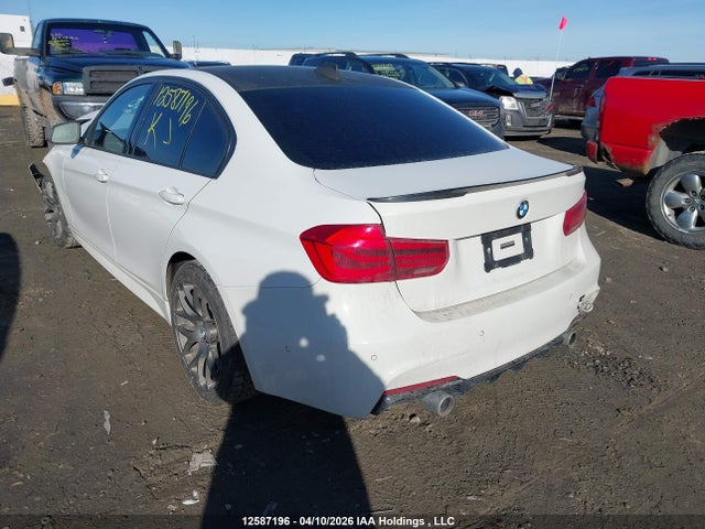 2017 Bmw 330 Xi მანქანა იყიდება აუქციონზე, vin: WBA8D9G5XHNU58489, აუქციონის ნომერი: 12587196