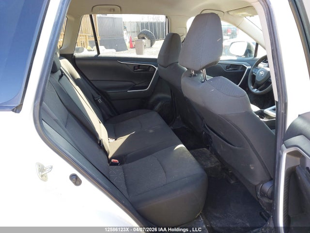 2T3Z1RFV1LC071446 Toyota RAV4 LE