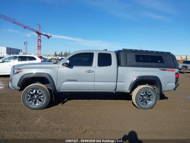 2018 Toyota Tacoma Access Cab/sr5/trd Spt/or მანქანა იყიდება აუქციონზე, vin: 5TFSZ5ANXJX132245, აუქციონის ნომერი: 12587227