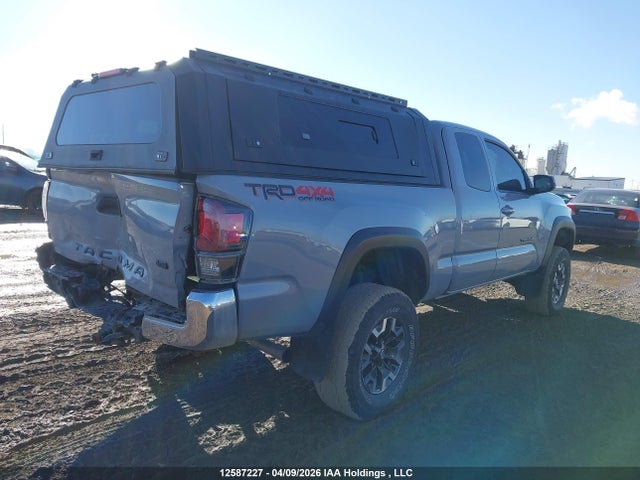 2018 Toyota Tacoma Access Cab/sr5/trd Spt/or მანქანა იყიდება აუქციონზე, vin: 5TFSZ5ANXJX132245, აუქციონის ნომერი: 12587227